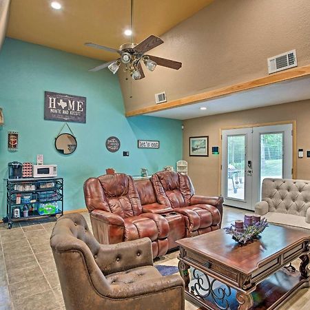 Lake Texoma Cabin - 1 Mi To Park And Boat Ramp! Willow Spring Екстер'єр фото