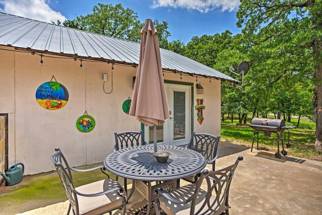 Lake Texoma Cabin - 1 Mi To Park And Boat Ramp! Willow Spring Екстер'єр фото